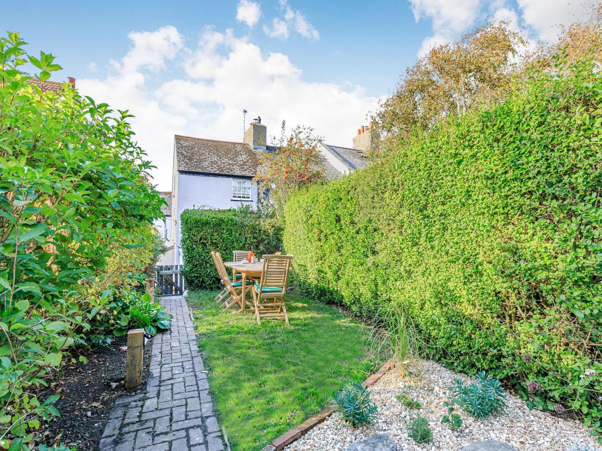 Samphire Cottage ライム・レジス エクステリア 写真