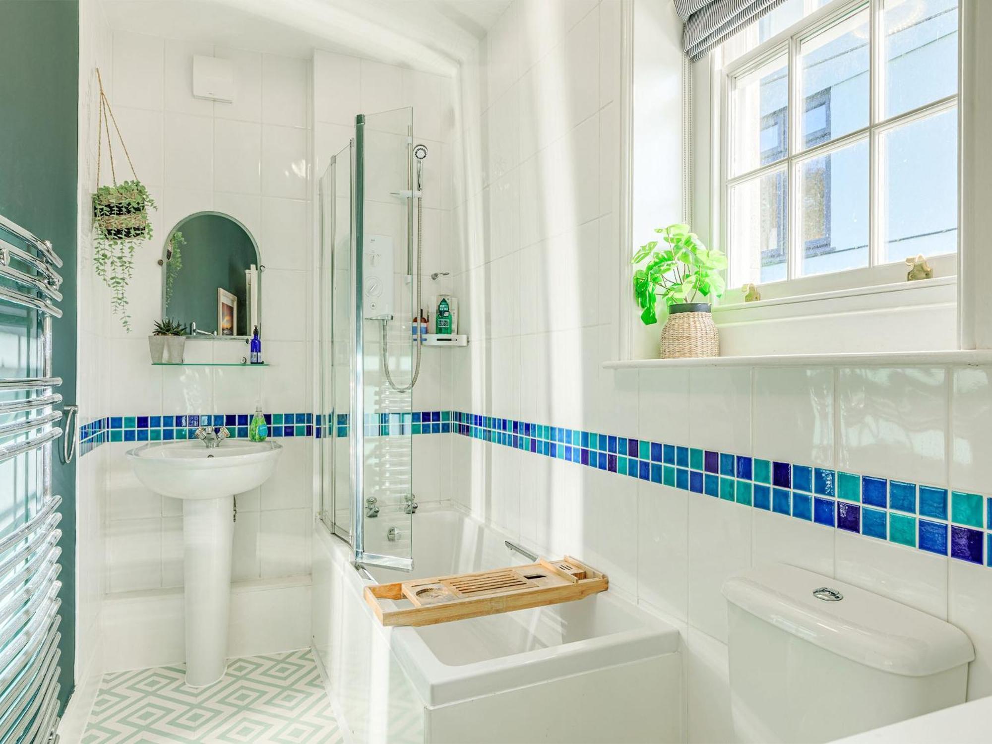 Samphire Cottage ライム・レジス エクステリア 写真